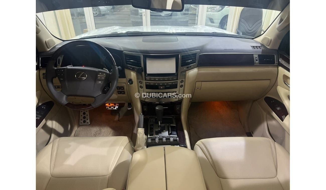 Lexus LX570 Platinum 5.7L model 2014 used like new GCC specifications only one owner