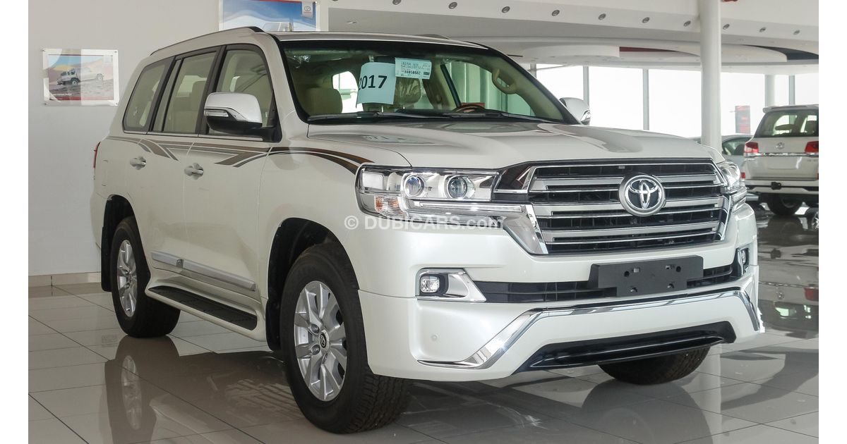 Toyota Land Cruiser VX.R V8 5.7L for sale: AED 238,000. White, 2017