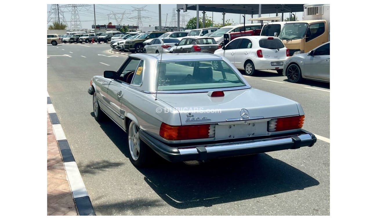 مرسيدس بنز 560 CLASSIC MERCEDES BENZ SL 560 1986