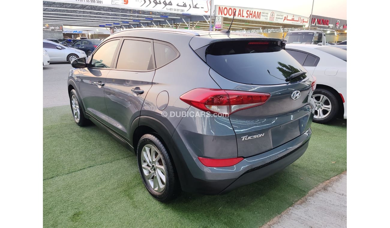 Hyundai Tucson GL Warranty one year