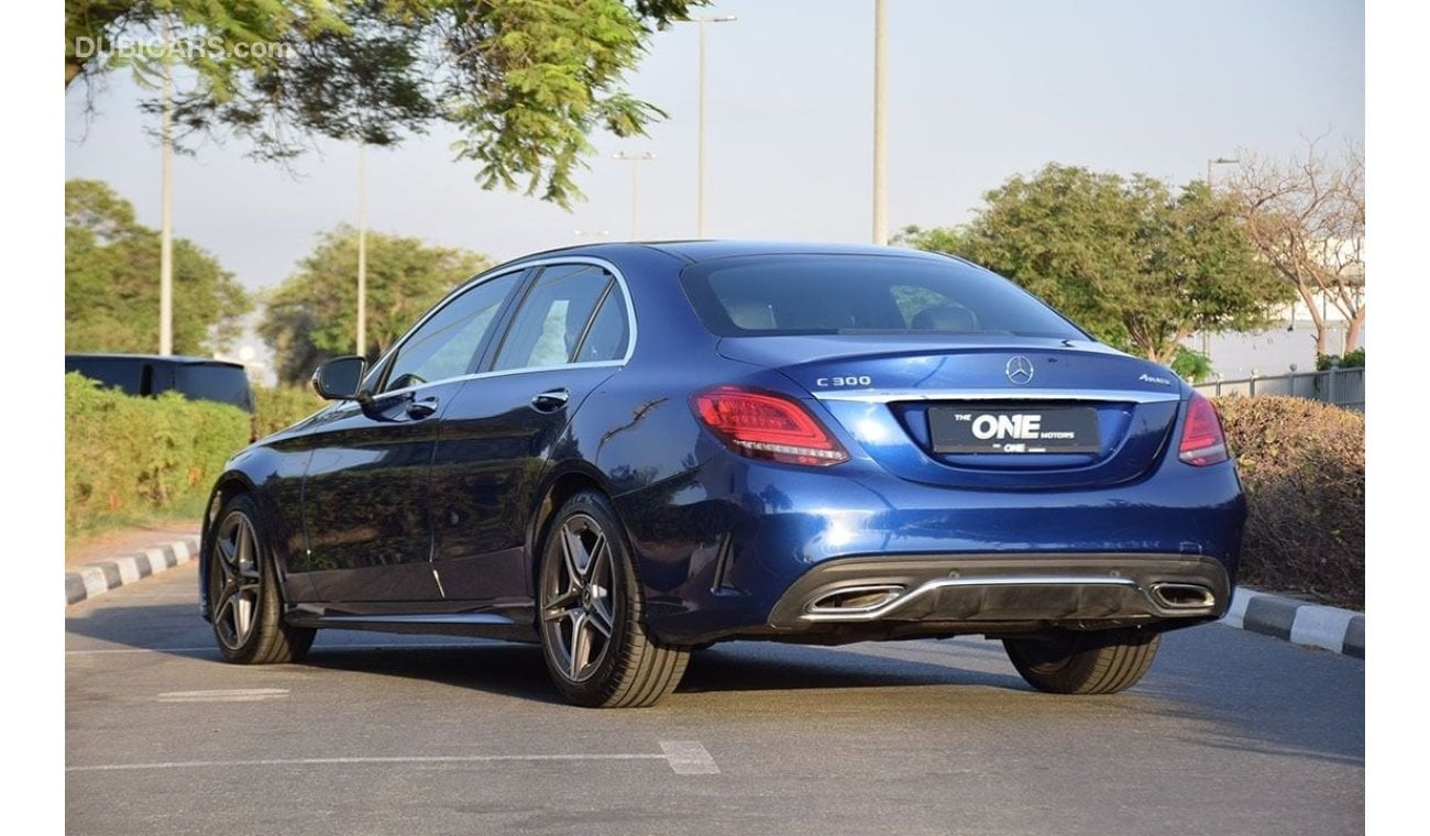 مرسيدس بنز C 300 بريميوم