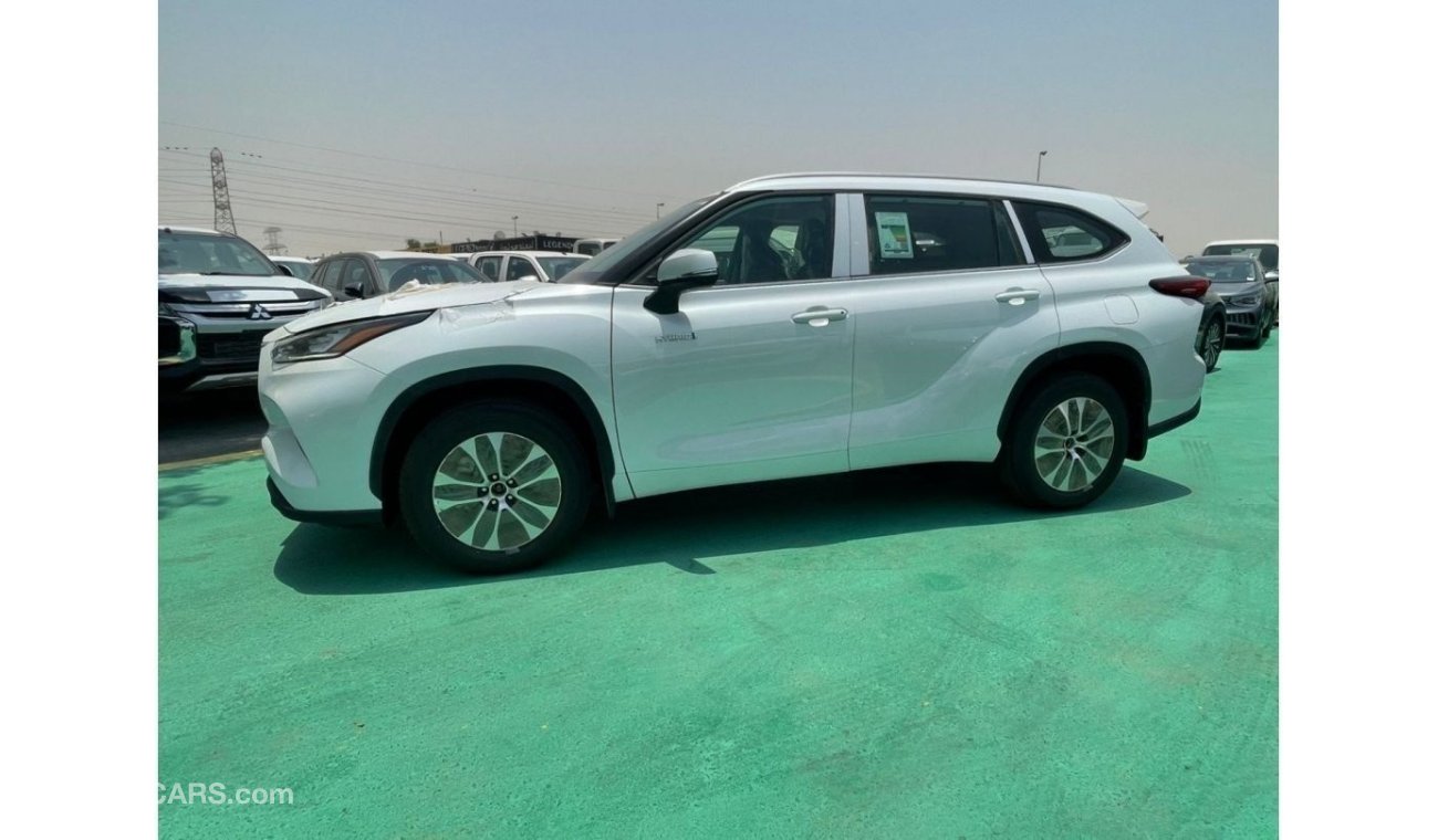 Toyota Highlander GLE 2.5L HYBRID 2024 GCC