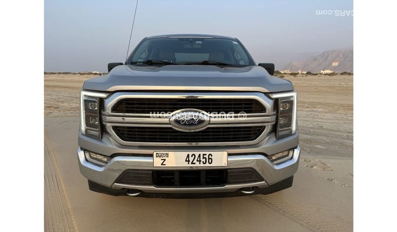 فورد F 150 XLT V6 2.8L 300 HP