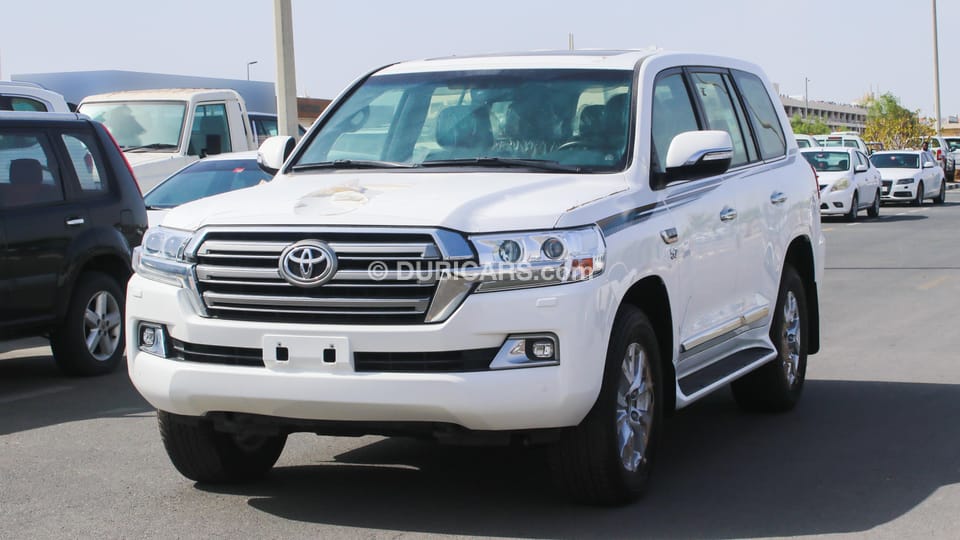 New Toyota Land Cruiser 5.7 2021 for sale in Dubai - 533261