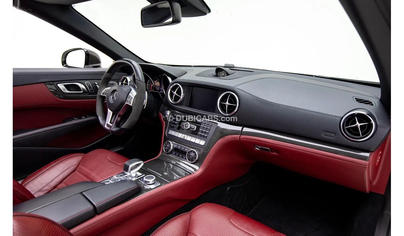 Mercedes-Benz SL 63 AMG Std 5.5L (577 HP) - GCC Spec