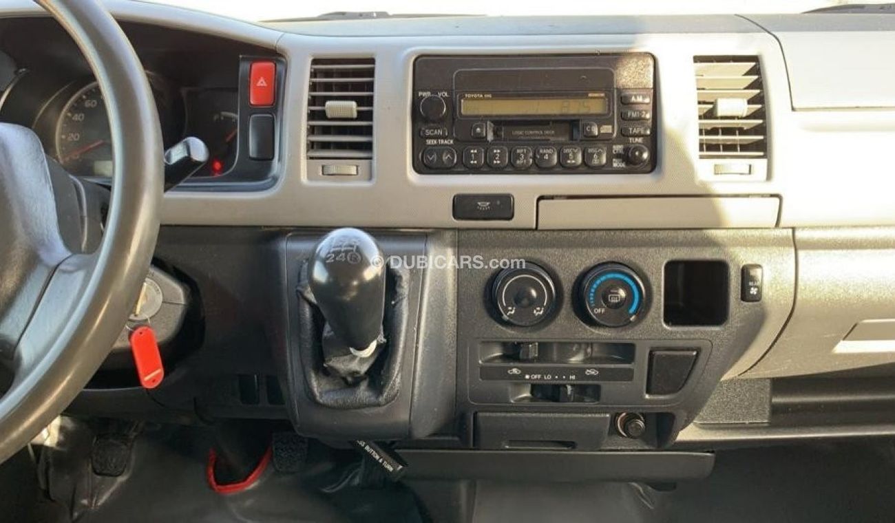 Toyota Hiace 2006 Ref#151