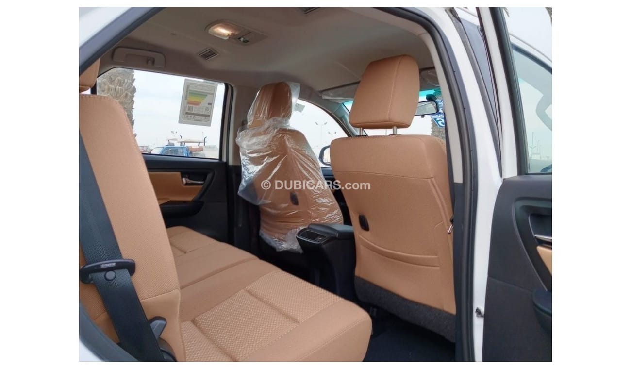 تويوتا فورتونر SR5 2023 A/T 4X4 , V4 2.7L Gasoline suv White color EXPORT ONLY