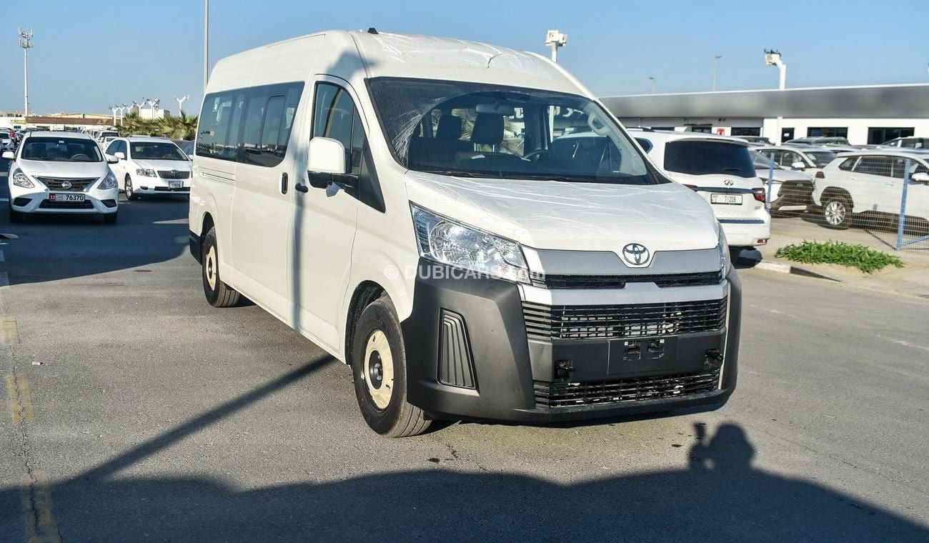 تويوتا هاياس Hiace DX 3.5L Petrol High Roof 2025