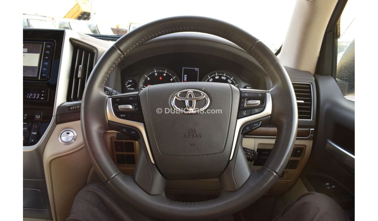 Toyota Land Cruiser 2019 TOYOTA LAND CRUISER V8