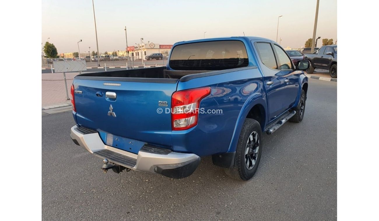 Mitsubishi Triton