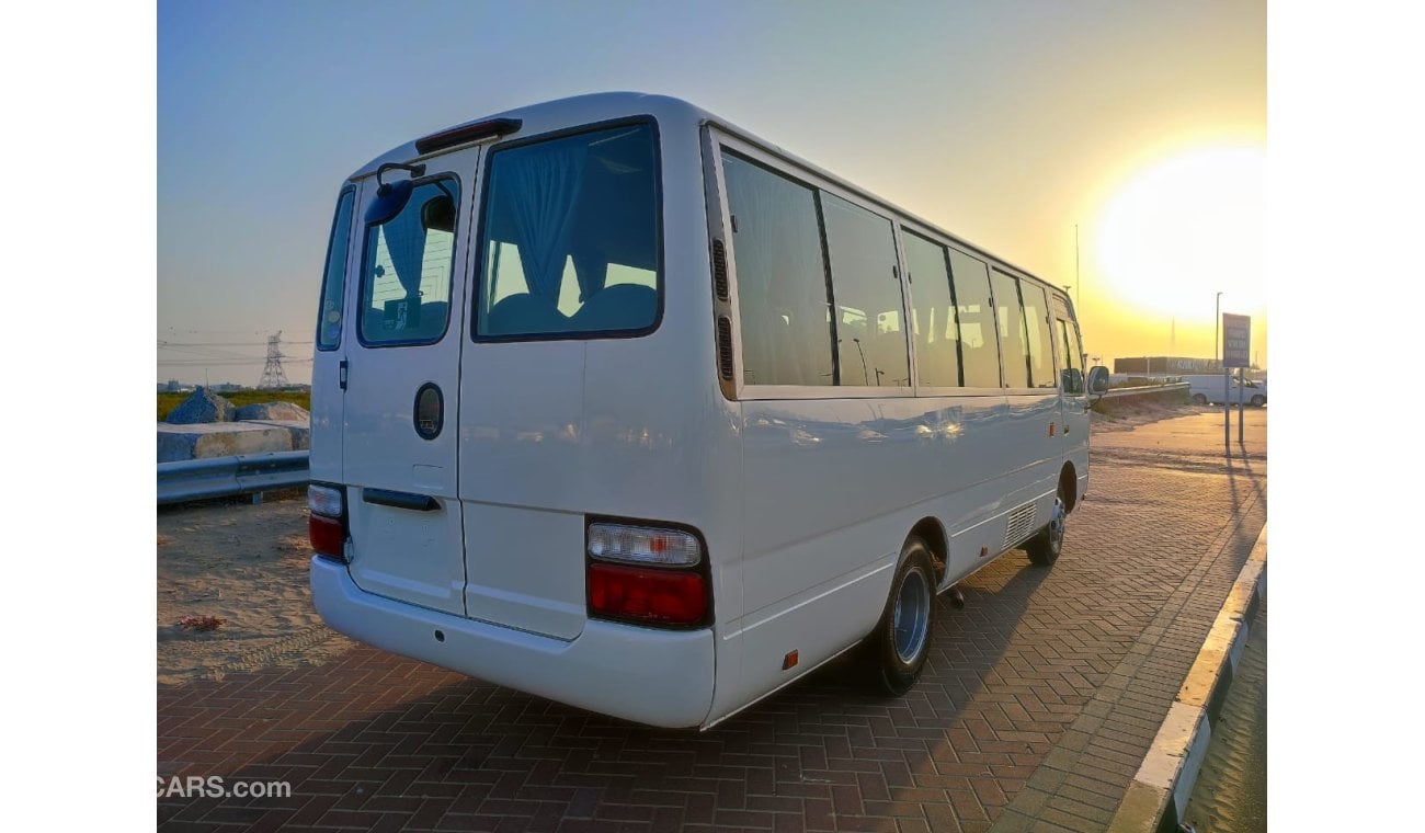 Toyota Coaster XZB40-0053410 || TOYOTA COASTER (BUS) 2011 ||  29 sets || cc 4000||  MANUAL	|| RHD  || Only for Expo