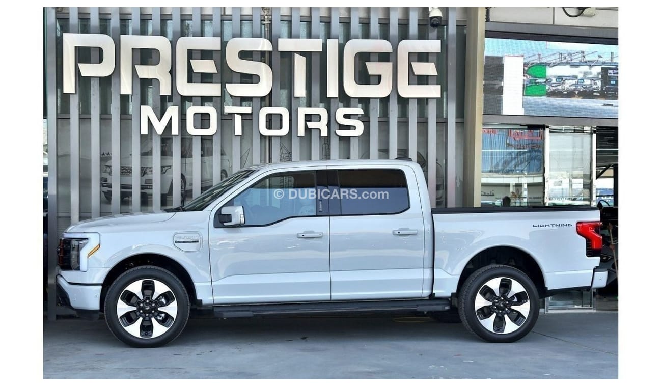 فورد F 150 LIGHTNING Platinum AWD Electric 2023 - Local Registration +10%