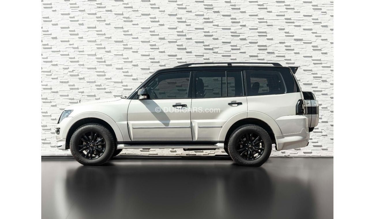 Mitsubishi Pajero AED 1,730 PM • 3.8 SIGNATURE EDITION • ONLY 27,000 KM • PRISTINE CONDITION