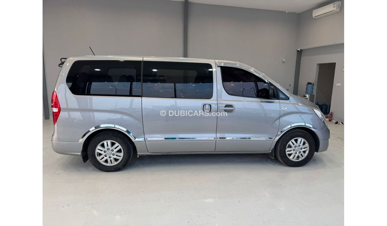 Hyundai H1 Starex