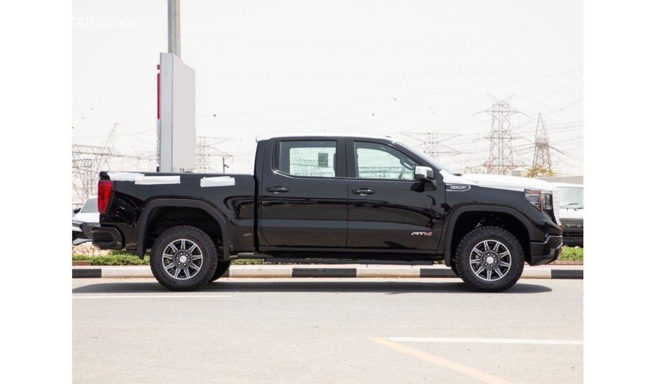 GMC Sierra AT4 4WD CrewCab.