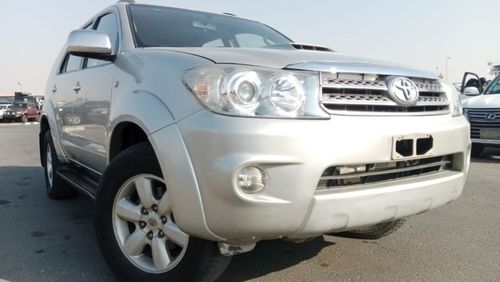 تويوتا فورتونر TOYOTA FORTUNER RIGHT HAND DRIVE (PM1027)