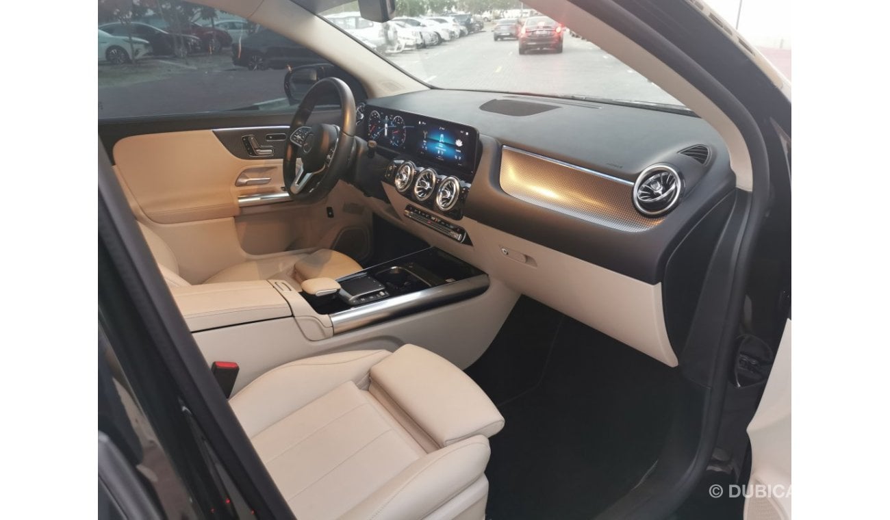 مرسيدس بنز GLA 250