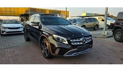 مرسيدس بنز GLA 250