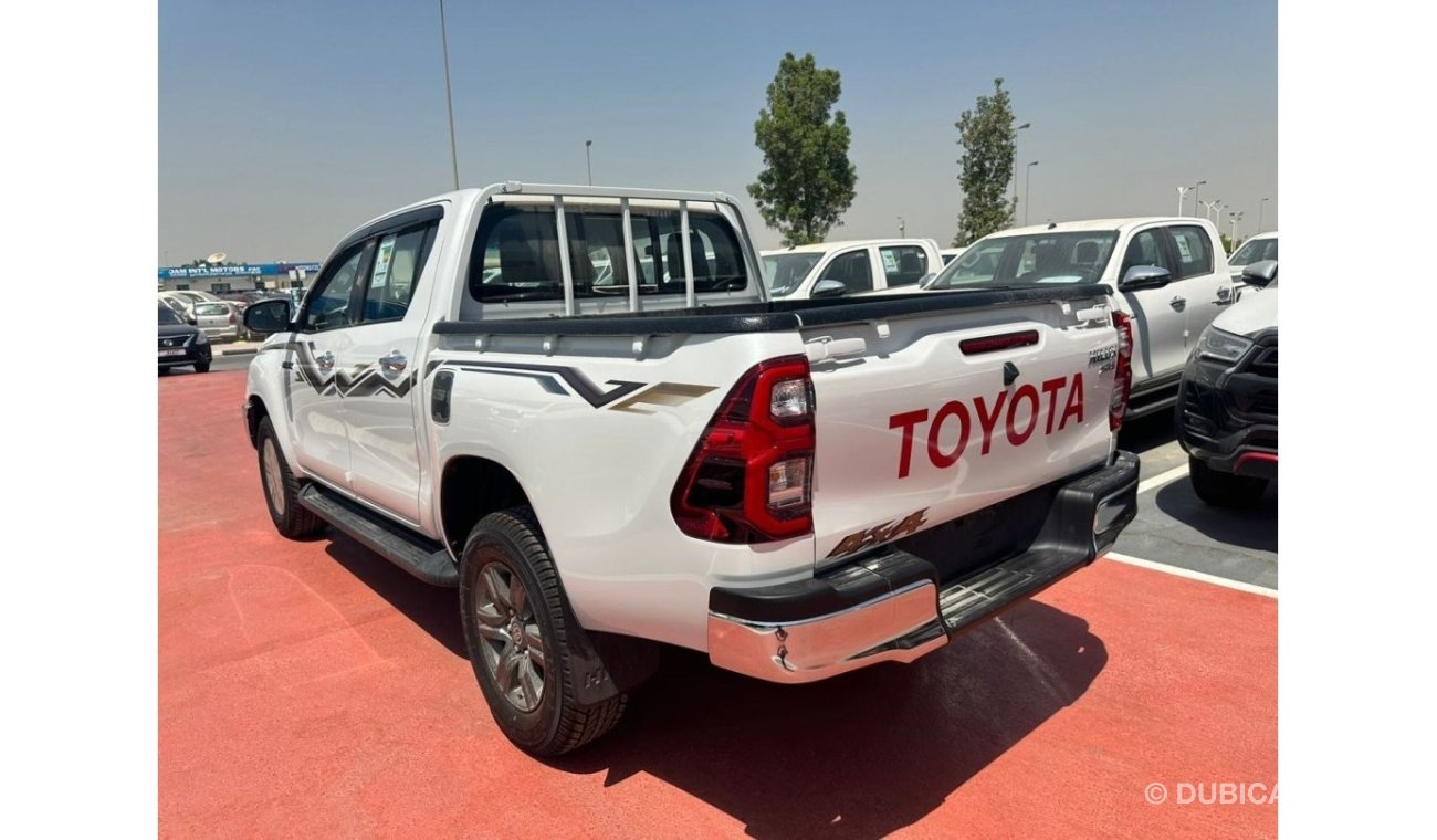 تويوتا هيلوكس TOYOTA HILUX 2.7 MT FULL OPTION WITH PUSH START 2024 WHITE