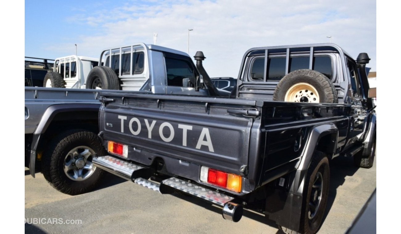 Toyota Land Cruiser Pick Up Toyota landcuriser Pickup GX V8  4.5L Diesel