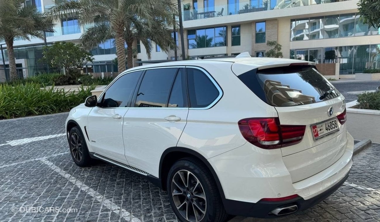 بي أم دبليو X5 40i Exclusive 3.0L