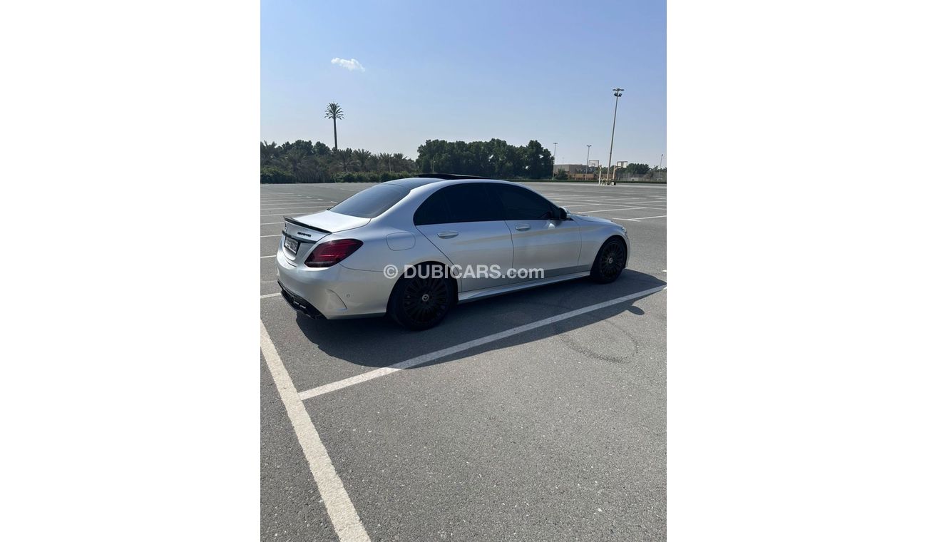 Mercedes-Benz C 300 Luxury 2.0L warranty one year