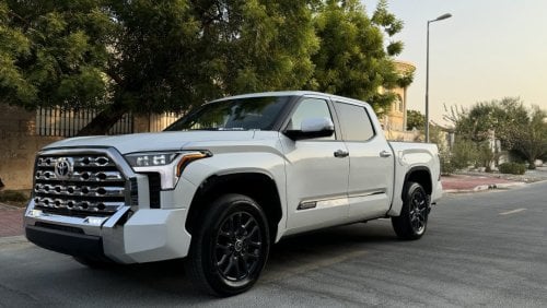 Toyota Tundra 2024 platinum fully loaded 4x4