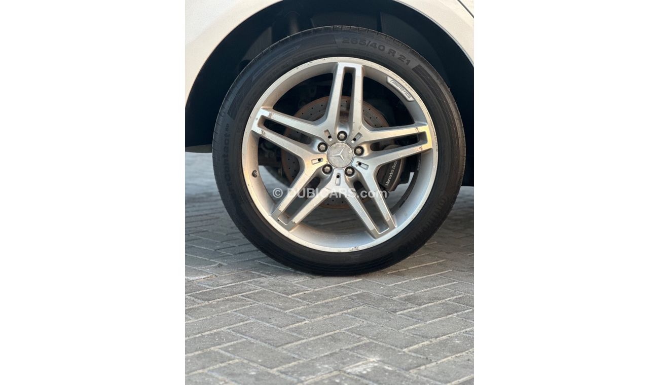 Mercedes-Benz ML 500 MODEL 2013 GCC CAR PERFECT CONDITION INSIDE AND OUTSIDE FULL OPTION