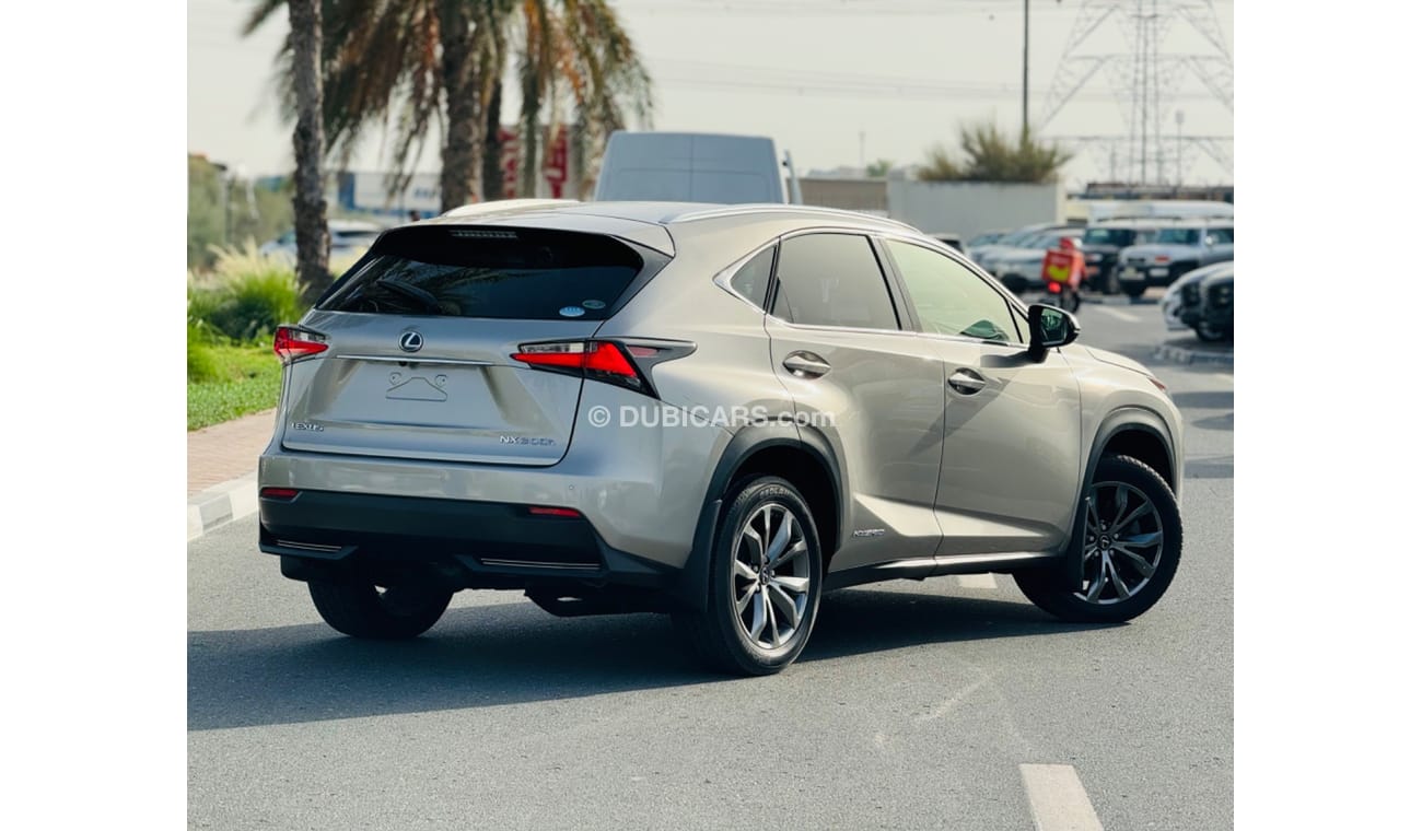 Lexus NX300