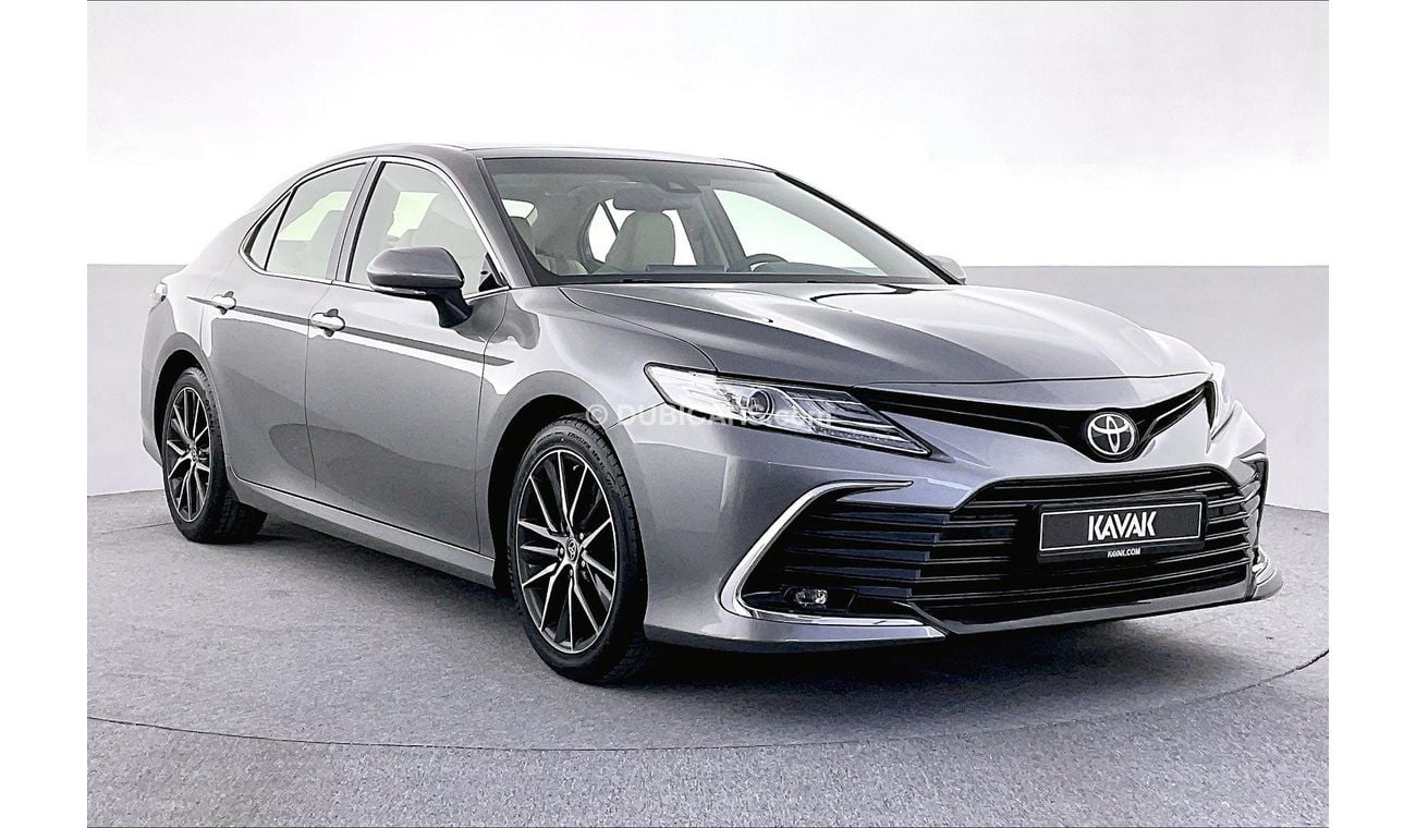 Toyota Camry SE+ | 1 year free warranty | 0 Down Payment