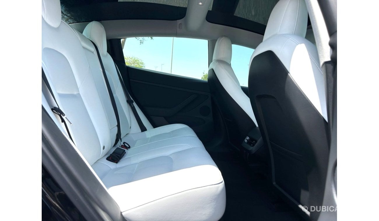 تسلا موديل 3 TESLA MODEL 3 PERFORMANCE AWD 2022 GCC LOW MILEAGE SINGLE OWNER WITH AGENCY WARRANTY IN MINT CONDITI