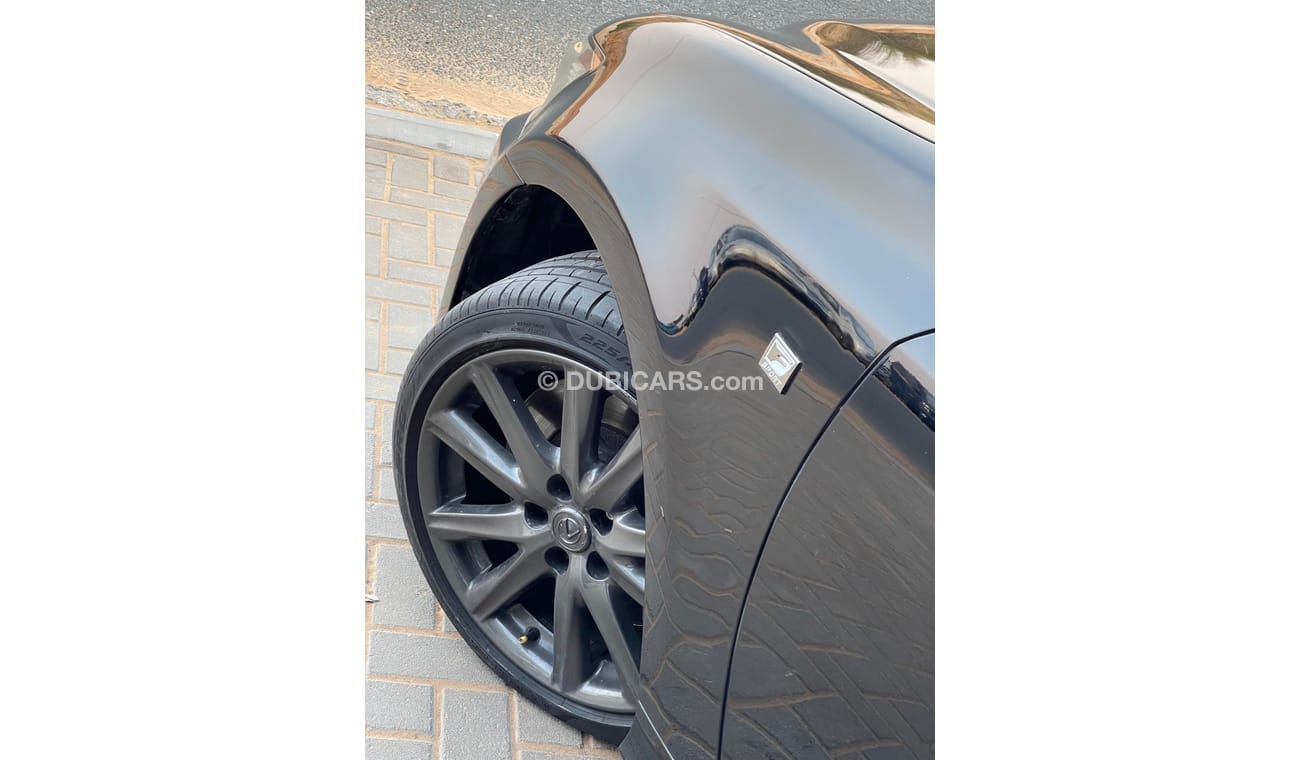 لكزس GS 350 F-Sport 3.5L REAR WHEEL DRIVE / BIG AND COMFORT SEATS / 8 SPEEDS / IN PERFECT CONDITION