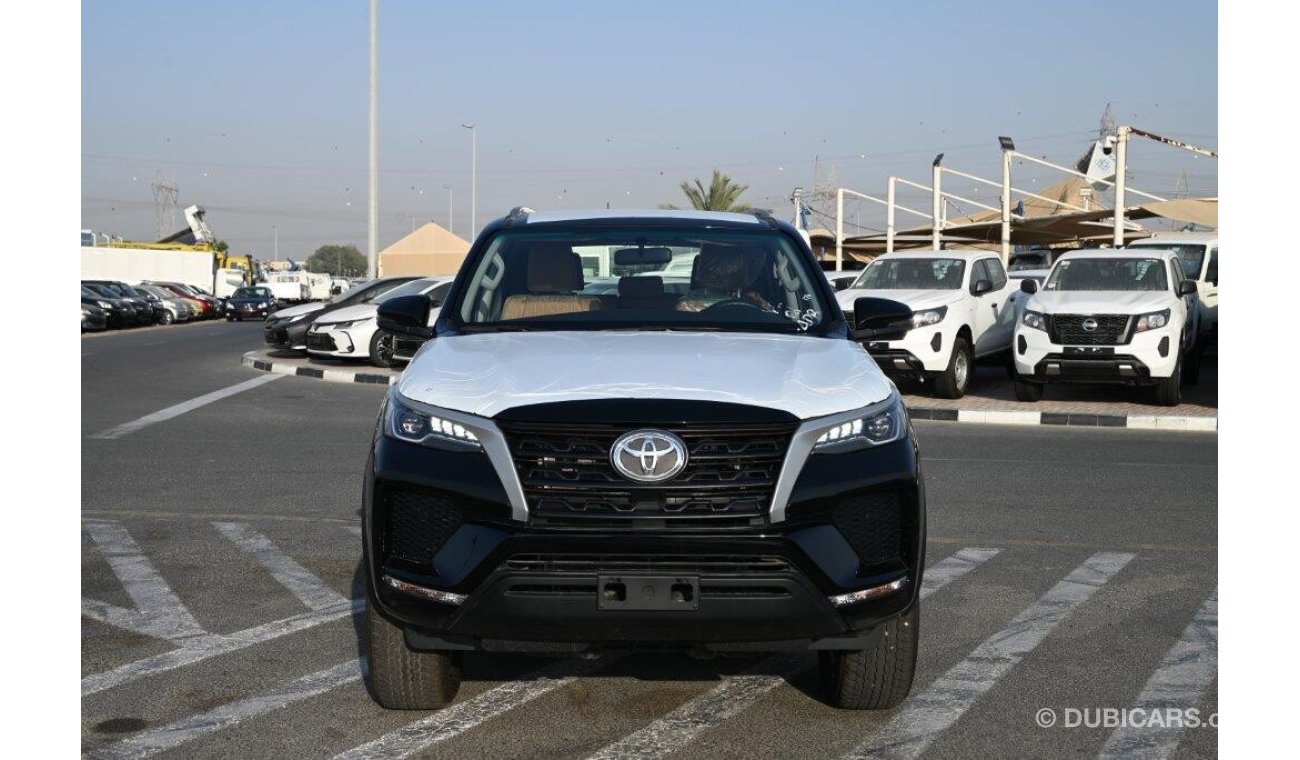 تويوتا فورتونر EXR 2.7L Petrol 4WD 7 Seat Automatic