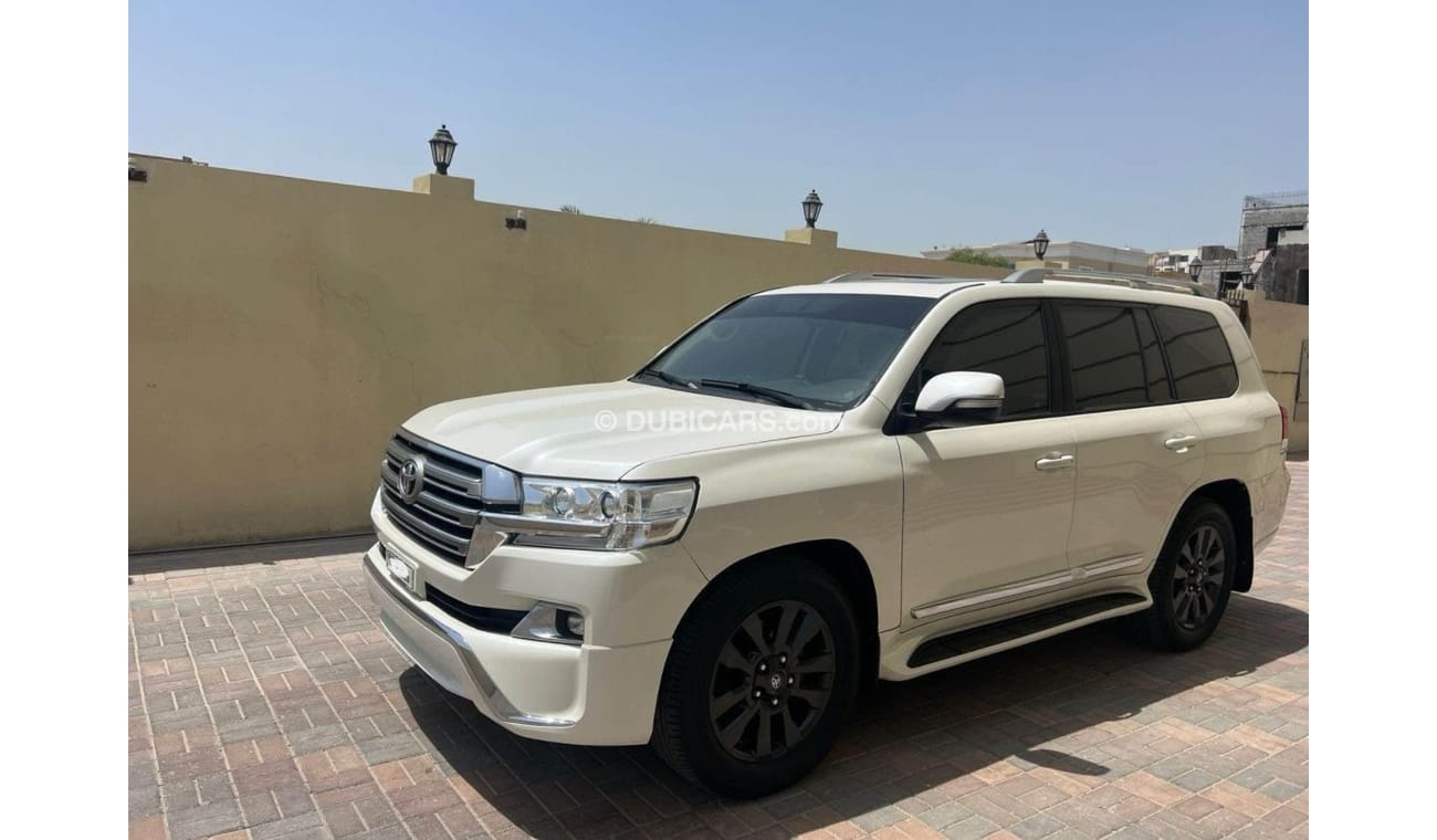 تويوتا لاند كروزر Toyota landcuriser GXR V8 2016 Full option left hand drive petrol