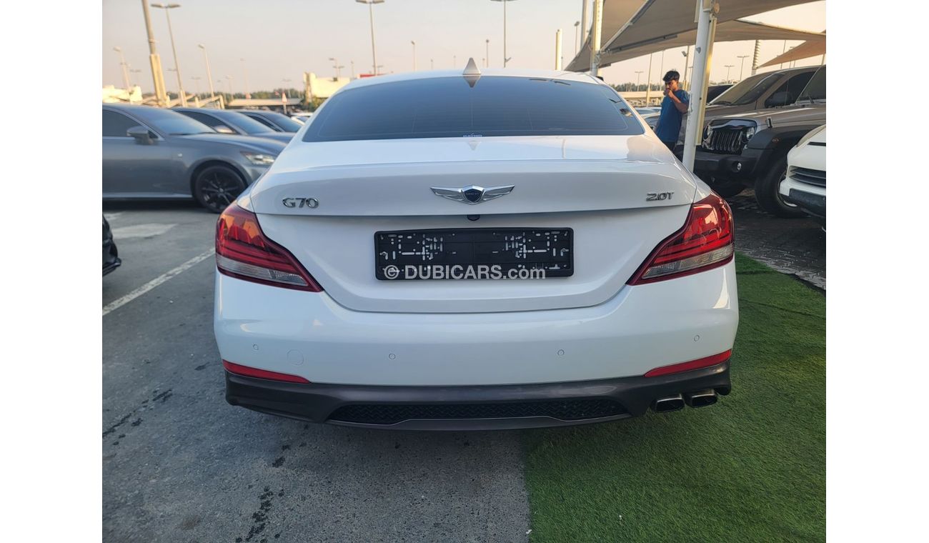 Hyundai Genesis G70 2.0t