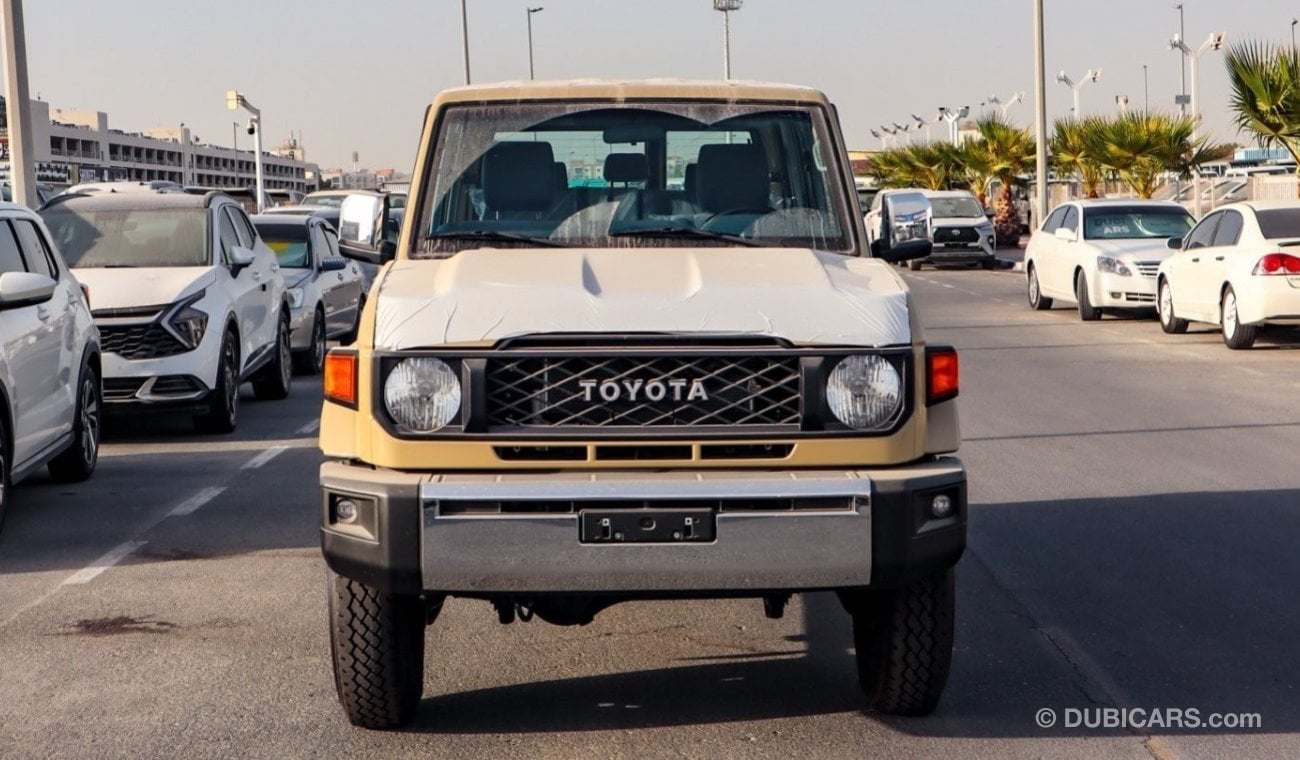 تويوتا لاند كروزر هارد توب Hardtop LC76 LX 4.0L V6 Petrol