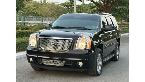 GMC Yukon Denali