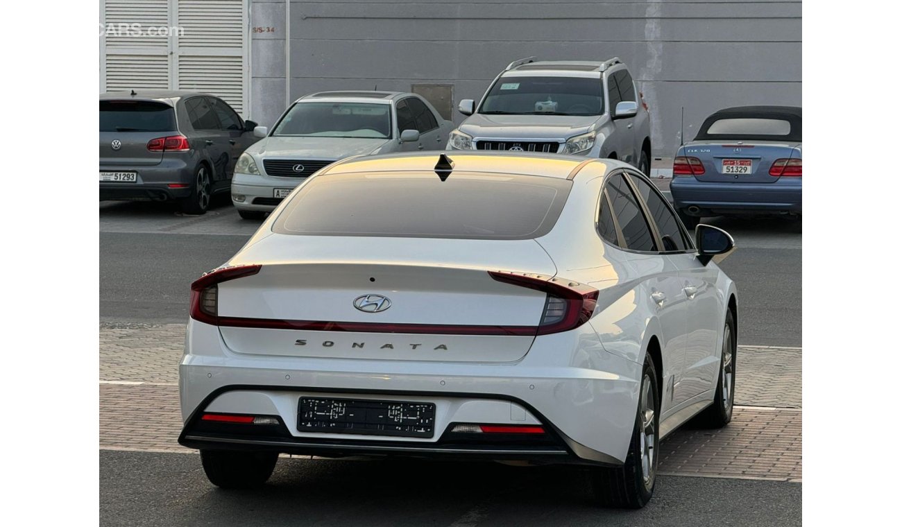 Hyundai Sonata Mid option