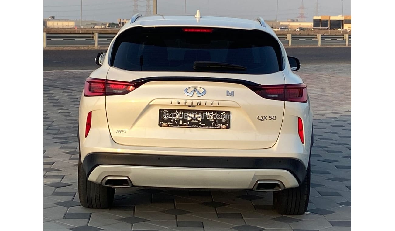 إنفينيتي QX50 Luxury 2.0L RWD