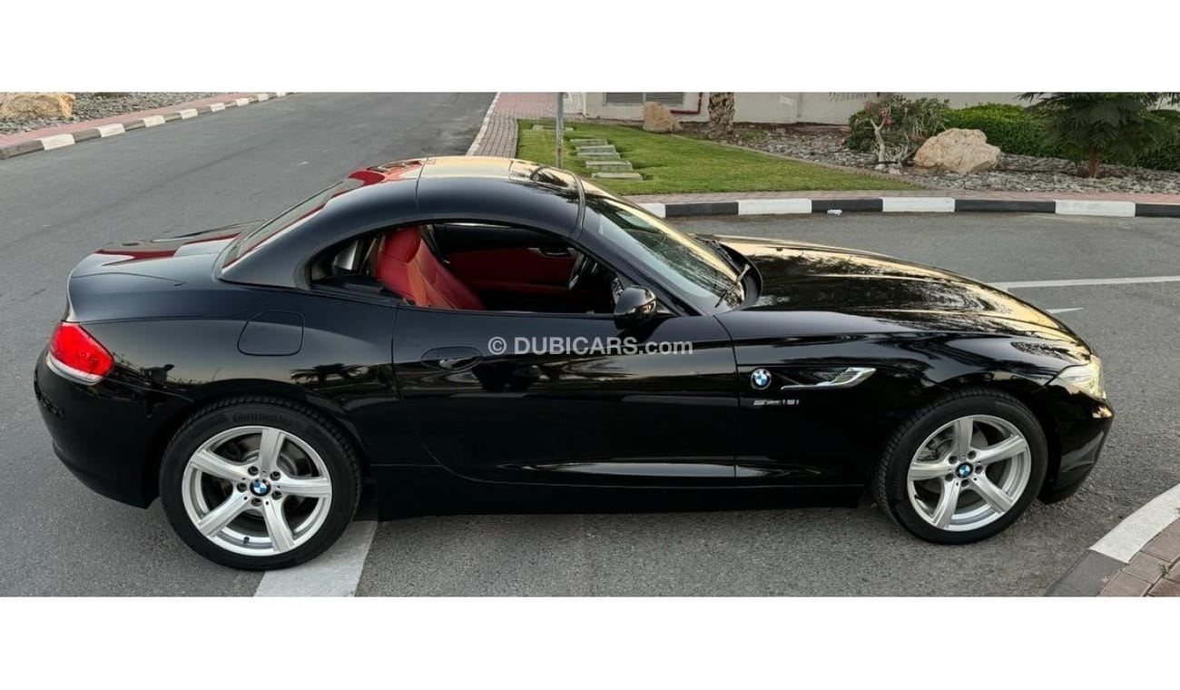 BMW Z4 sDrive 18i BMW Z4 2015 GCC 2.0L S DRIVE 18i CONVERTIBLE LOW MILEAGE IN PERFECT CONDITION