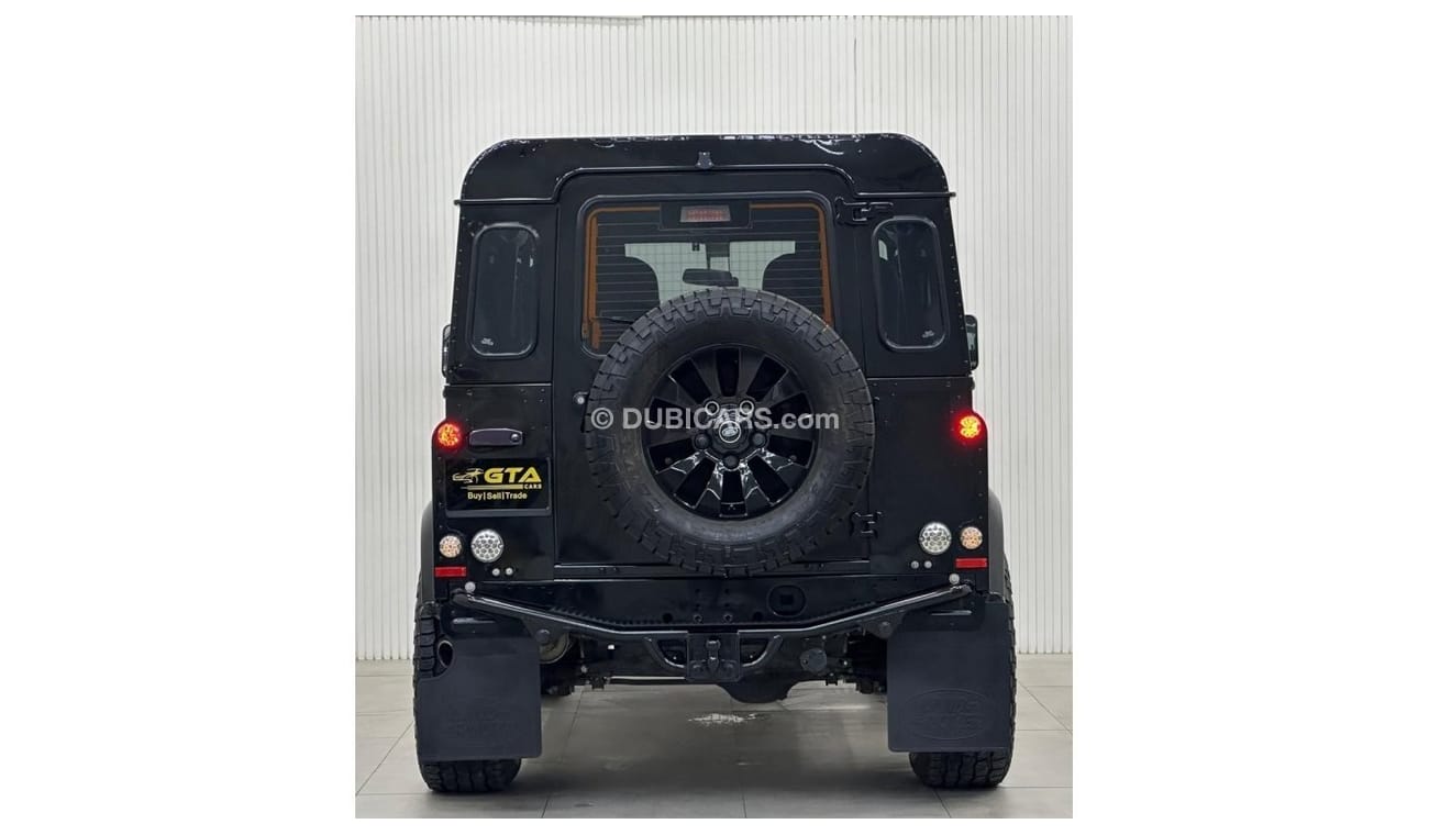 لاند روفر ديفندر 2013 Land Rover Defender 90 Manual Transmission, Service History, Fully Upgraded, GCC