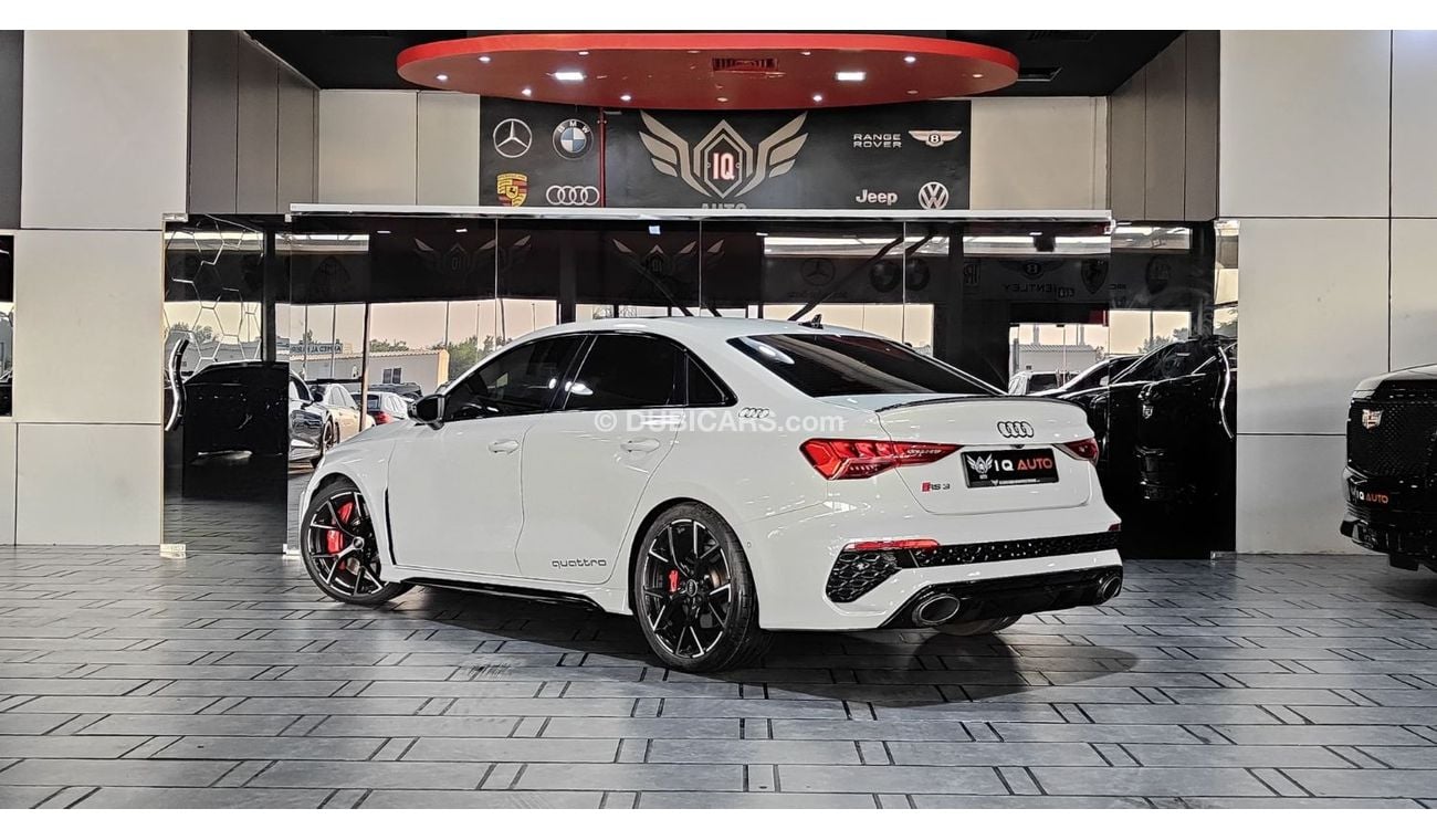 Audi RS3 TFSI quattro 2.5L Sedan AED 3,900 P.M | 2022 AUDI RS3 QUATTRO | AUDI WARRANTY AND SERVICE CONTRACT |