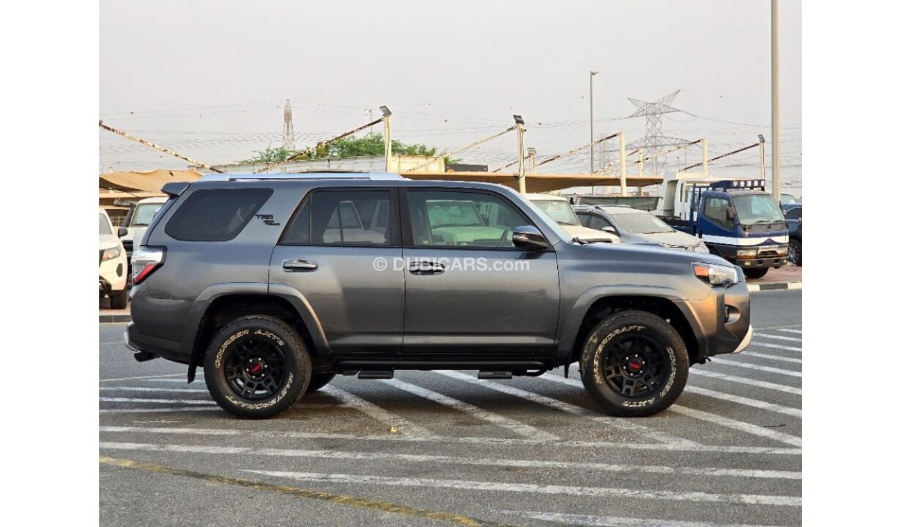 تويوتا Runner4 2018 TRD off road full option sunroof and original leather seats