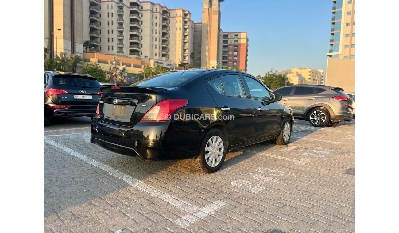 نيسان فيرسا Very clean car