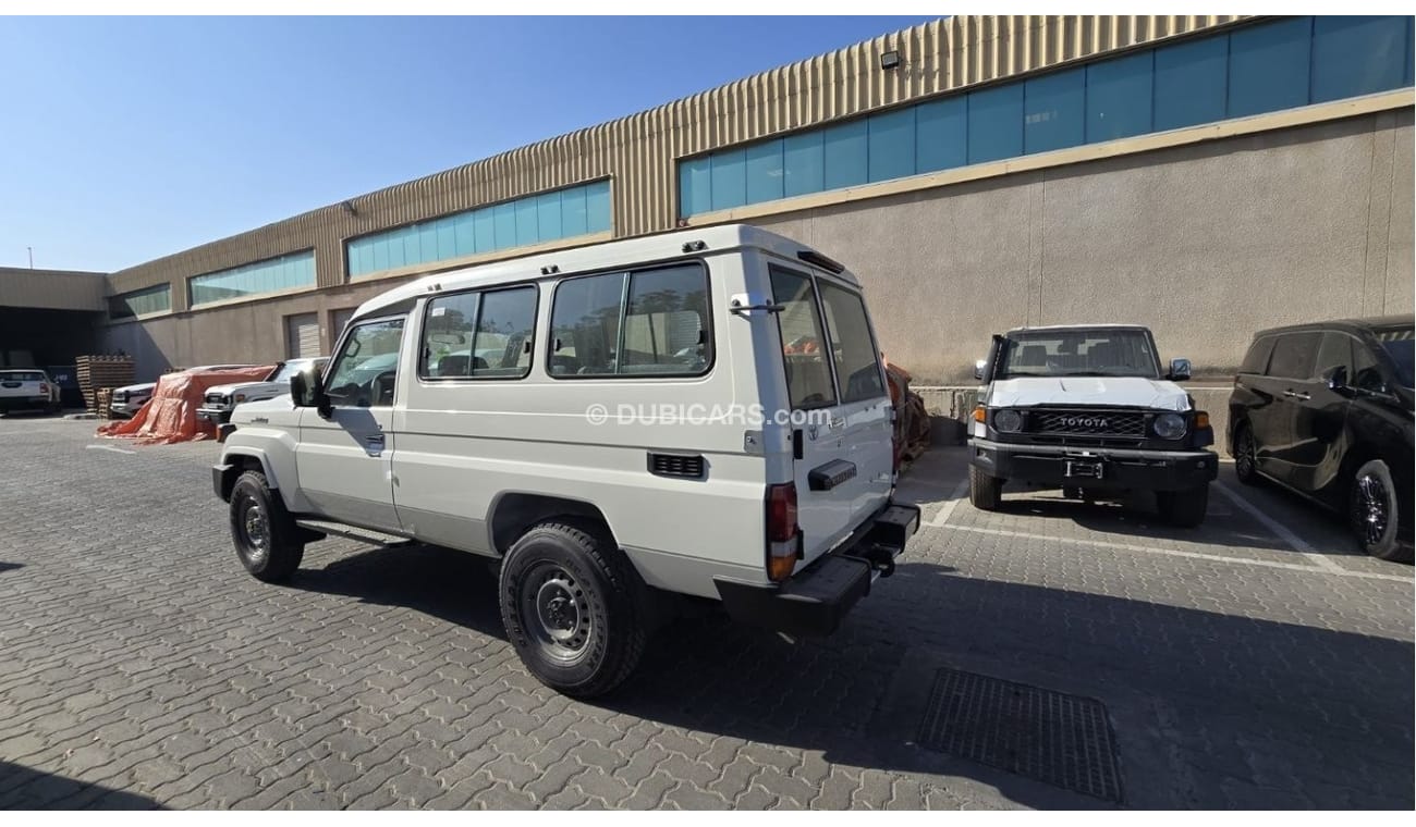 تويوتا لاند كروزر هارد توب LC78 HARDTOP 3 DOOR 4.L DIESEL V6 LHD | MANUAL | HARDTOP | 3 DOORS | 2024 | BRAND NEW | 0 KM | 03 YE