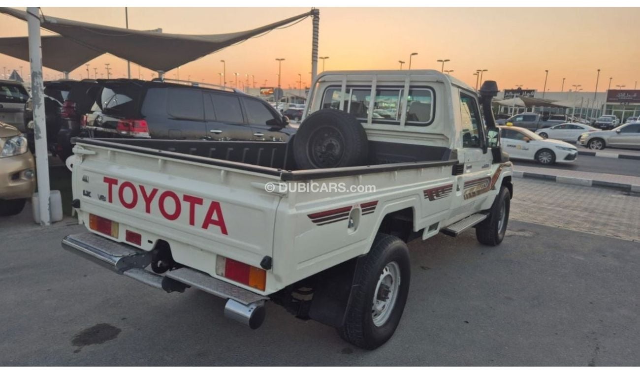 Toyota Land Cruiser Pick Up 2020 TOYOTA LAND CRUISER SINGLE CABIN DIESEL 4.5L V8 Clean Car Without Accident Without Paint no any