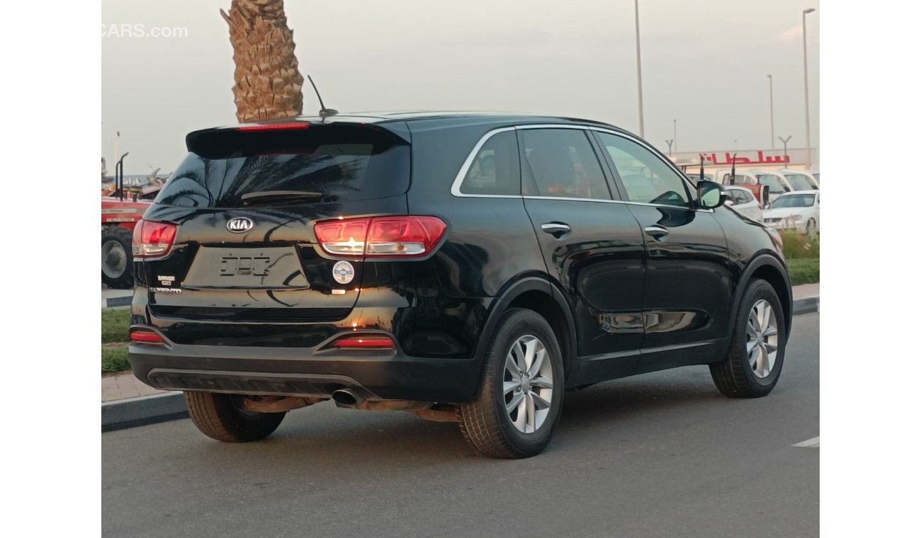 كيا سورينتو 2.4L PETROL, REAR A/C, GOOD CONDITION (LOT # 218538)