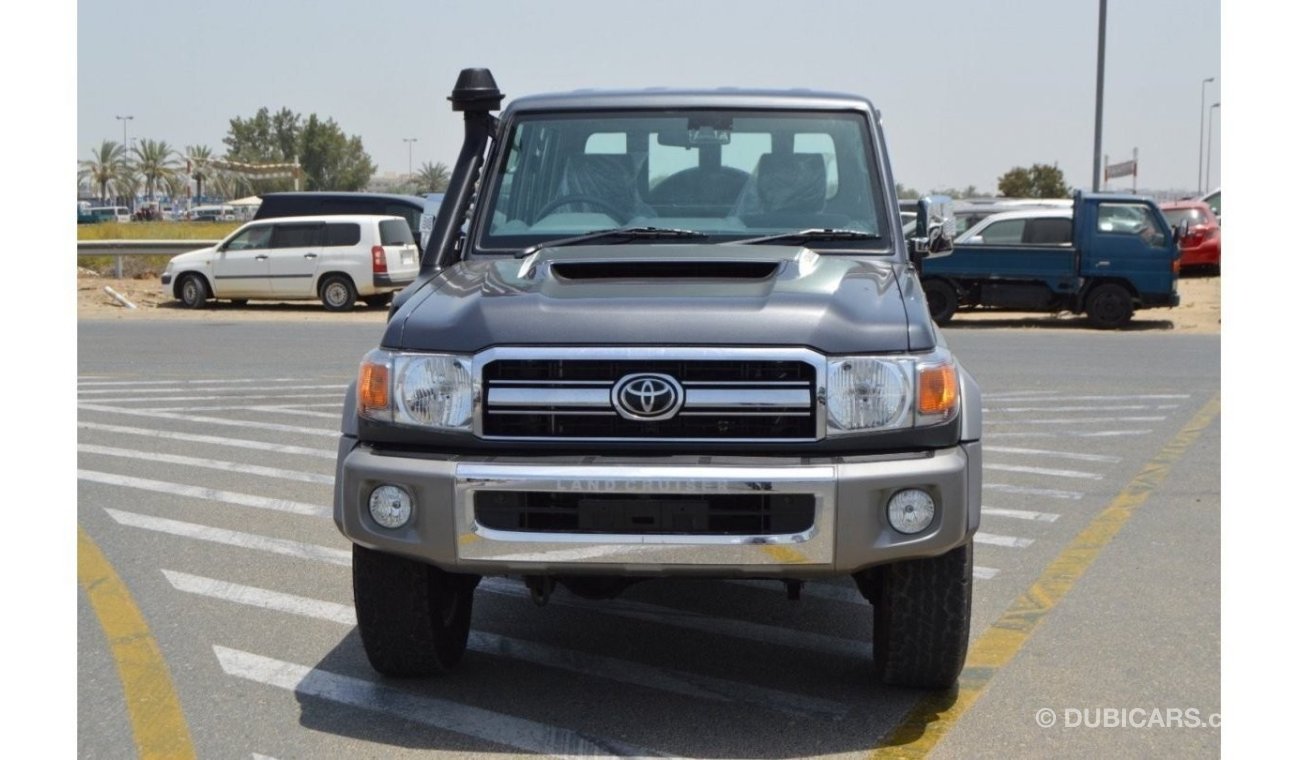 Toyota Land Cruiser Pick Up Full option accident free