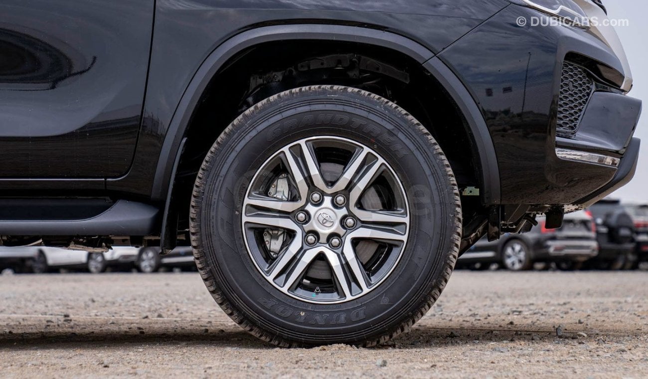 Toyota Fortuner 2.7L PETROL 4X4 - BLACK: CRUISE CONTROL, REAR CAMERA, POWER WINDOWS