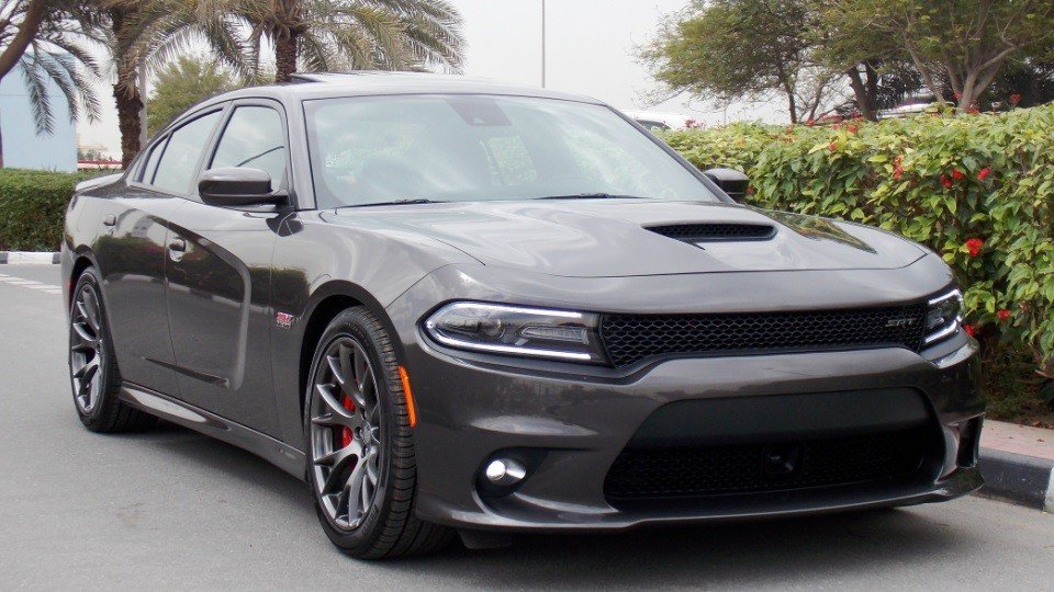 Dodge Charger v8